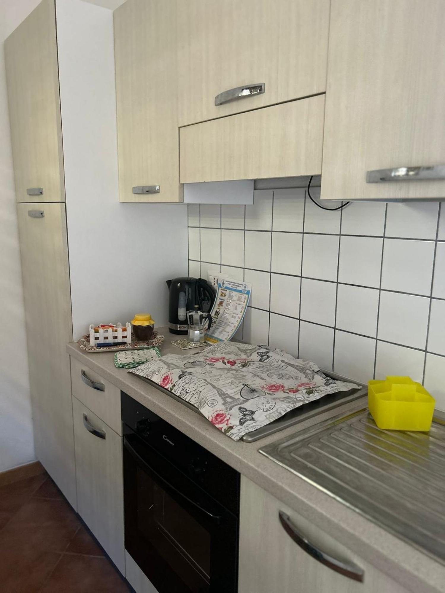 Rinella Salina Castel Vinciヴィラ 部屋 写真